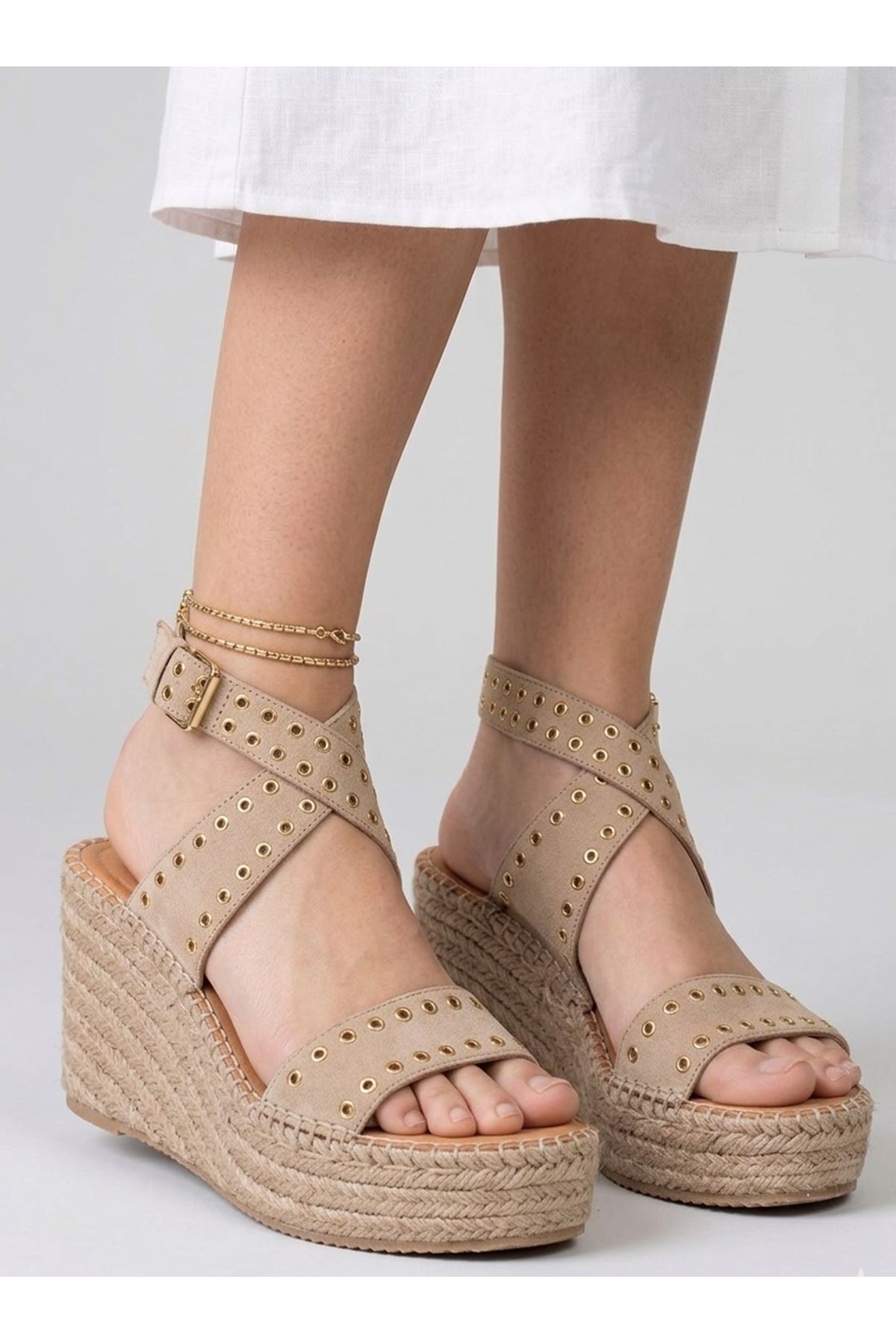Zımbalı Süet Vizon Dolgu Topuk Kadın Espadril Sandalet