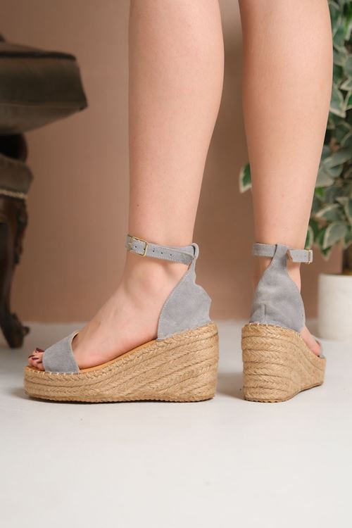 Şık Süet Gri  Dolgu Topuk Kadın Espadril Sandalet