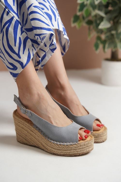 Dolgu Topuk Dekolte Kadın Espadril Sandalet