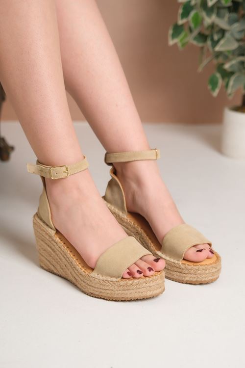 Şık Süet Bej  Dolgu Topuk Kadın Espadril Sandalet