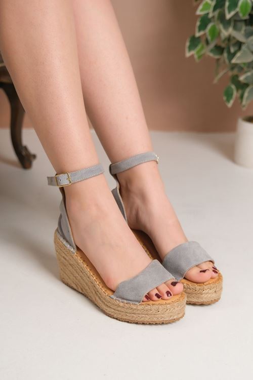 Şık Süet Gri  Dolgu Topuk Kadın Espadril Sandalet
